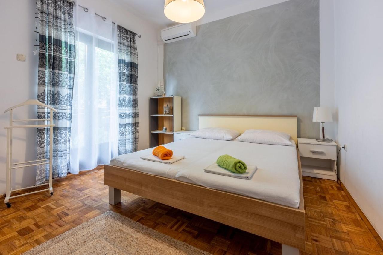 Apartment Suzy Dramalj Extérieur photo